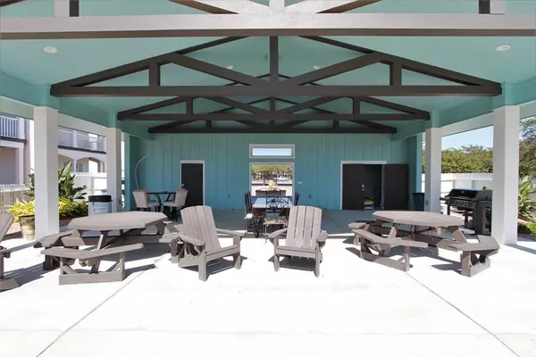 Rockport, TX 78382,111 Lafayette Ln