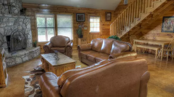 Concan, TX 78838,402 Wisteria Way