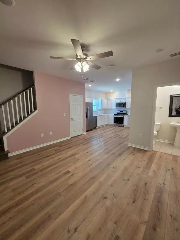 Rockport, TX 78382,140 Lavaca Circle