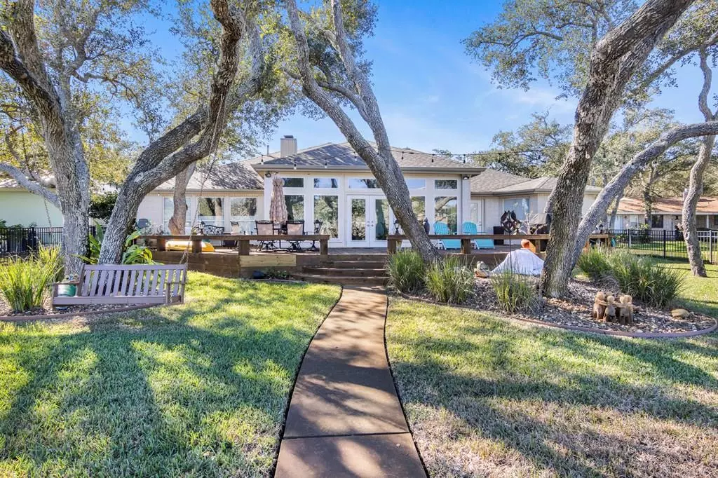 Rockport, TX 78113,1913 Baywood Dr