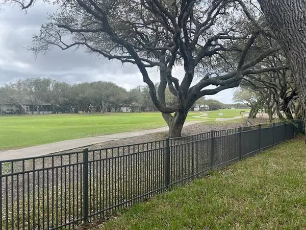 Rockport, TX 78382,103 Cedar Ridge Dr.