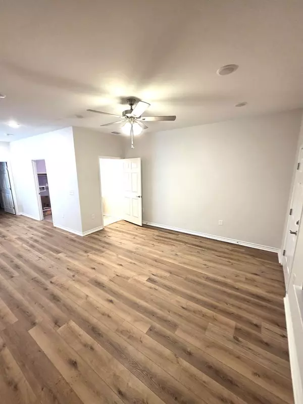 Rockport, TX 78382,140 Lavaca Circle