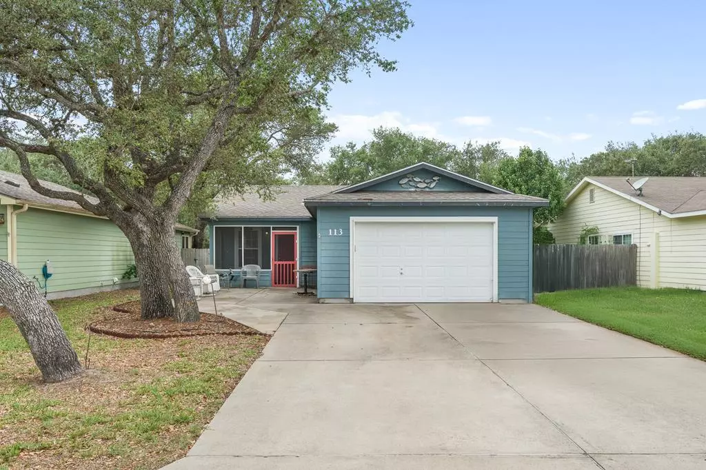 Rockport, TX 78382,113 Pecan Harbor