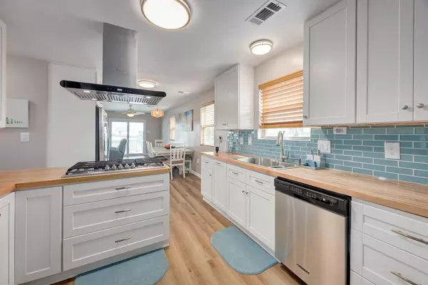 Ingleside, TX 78362,521 Woodhaven Dr