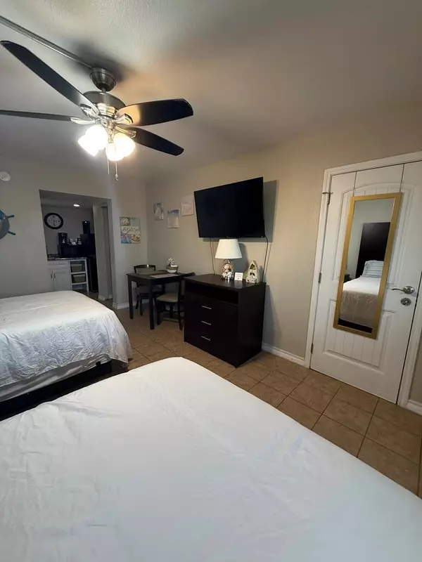 Fulton, TX 78358,919 Fulton Beach Rd