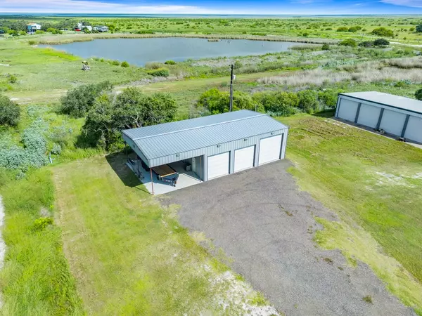 Rockport, TX 78382,6855 Hwy 35 N