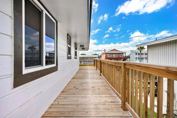 City By The Sea, TX 78336,140 Port Saint Claire