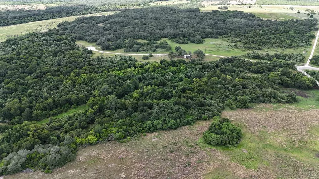 Refugio, TX 78377,111 Treetop Road