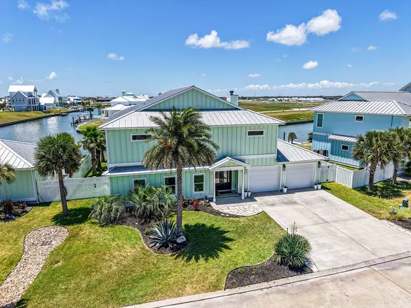 Rockport, TX 78382,1041 North Isle Dr