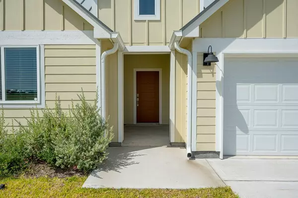 Rockport, TX 78382,1009 St. Croix Dr.