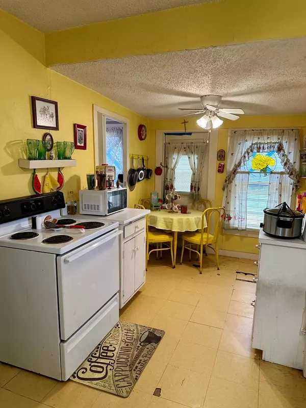 Aransas Pass, TX 78336,539 Goodnight