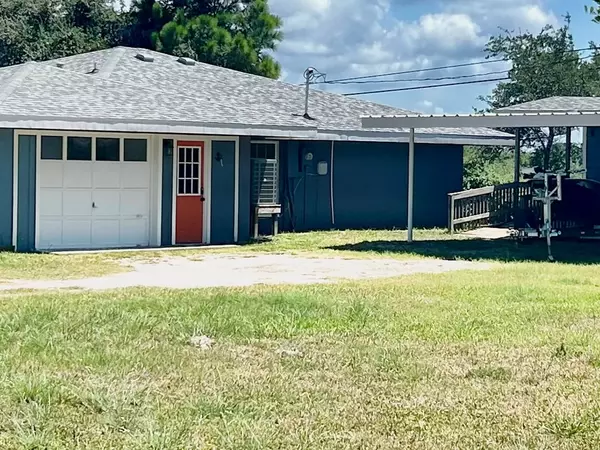 Rockport, TX 78382,510 St Charles Loop E