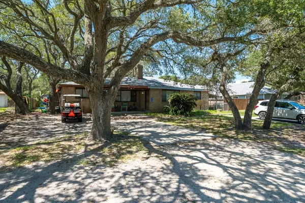 613 Fifth, Fulton, TX 78358