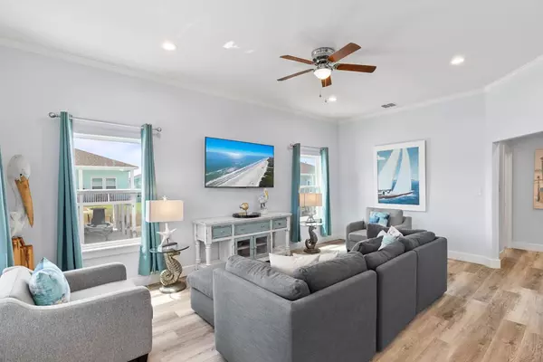 Rockport, TX 78382,104 Rainbow Reef