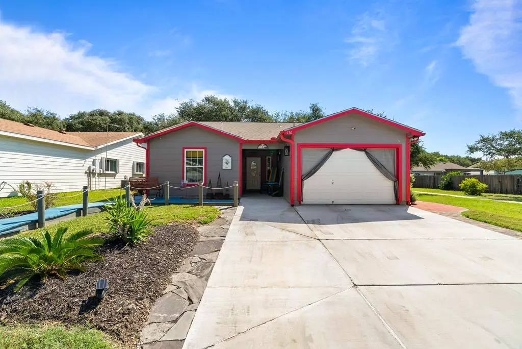 Rockport, TX 78382,110 Captains Bay