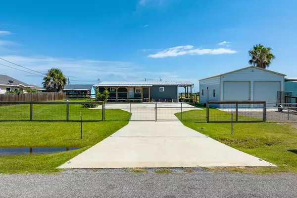 207 Pompano, Rockport, TX 78382