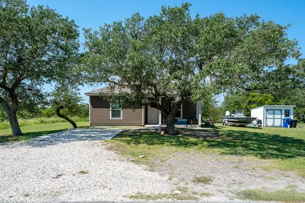 128 Pompano, Rockport, TX 78382