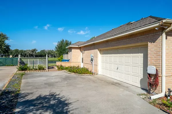 Rockport, TX 78382,713 Waterwood