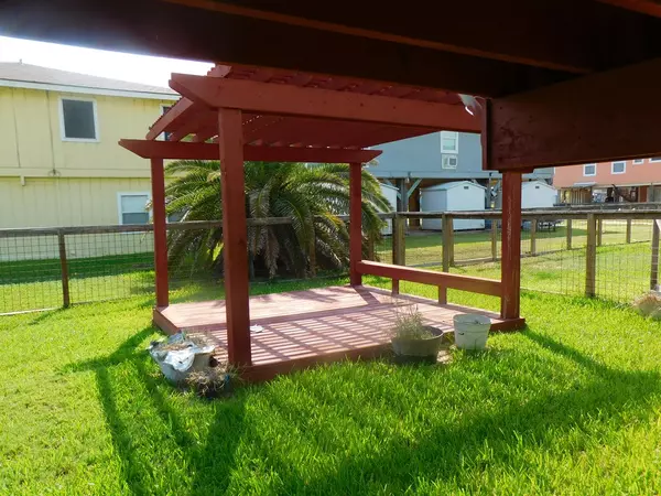 Rockport, TX 78382,1308 Live Oak