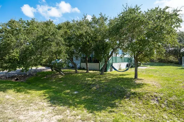 Rockport, TX 78382,48 Redfish Dr