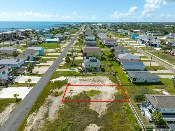 Rockport, TX 78382,911 Magnolia St.