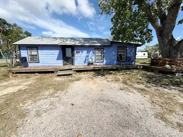 844 W Wilson, Ingleside, TX 78336