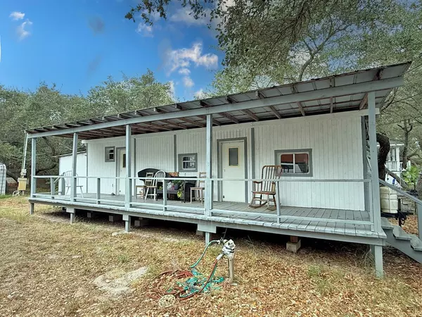 Rockport, TX 78382,1231 Kossuth