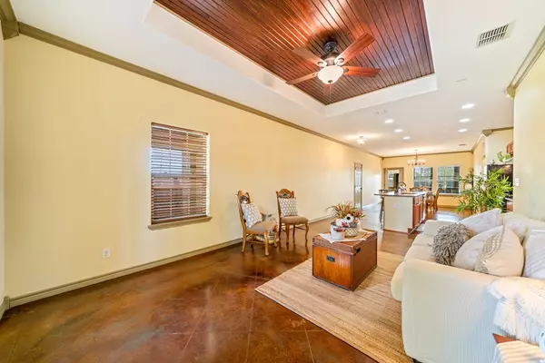 Rockport, TX 78382,712 Mathis St.