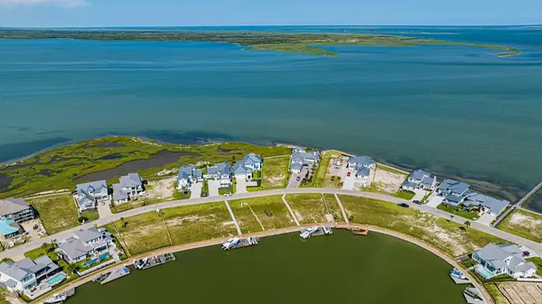 Rockport, TX 78382,180 Reserve Ln