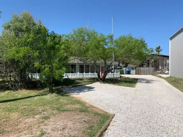 Rockport, TX 78382,1604 Victoria