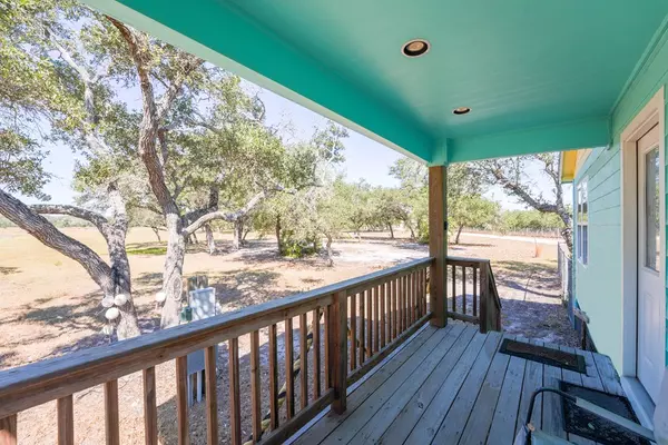 Rockport, TX 78382,2102 Prairie Rd