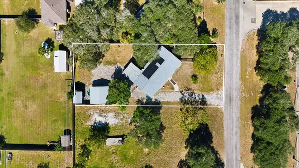 Rockport, TX 78382,1321 Jenkins St