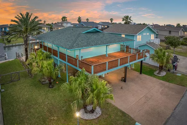 180 Port St Claire, City By The Sea, TX 78336