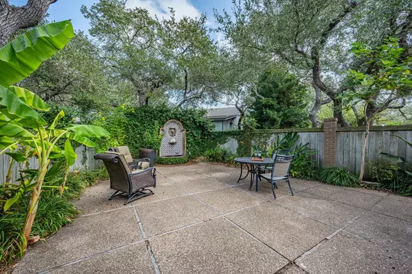 Rockport, TX 78382,2006 Crescent Court