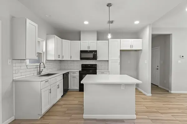 Rockport, TX 78382,930 Redwood Ave