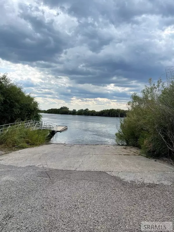 Menan, ID 83434,L5B1 E 600 N