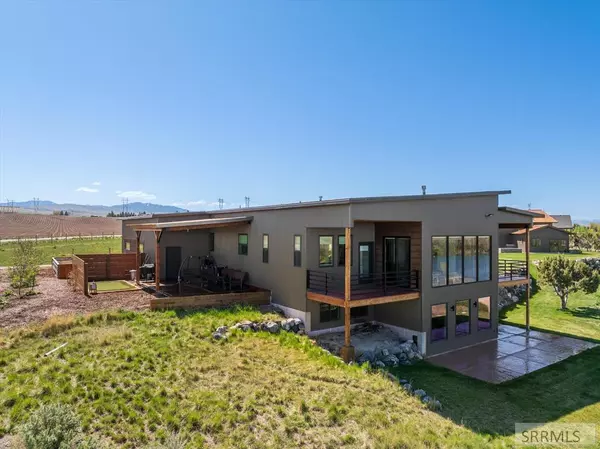 American Falls, ID 83211,256 Snake River Dr