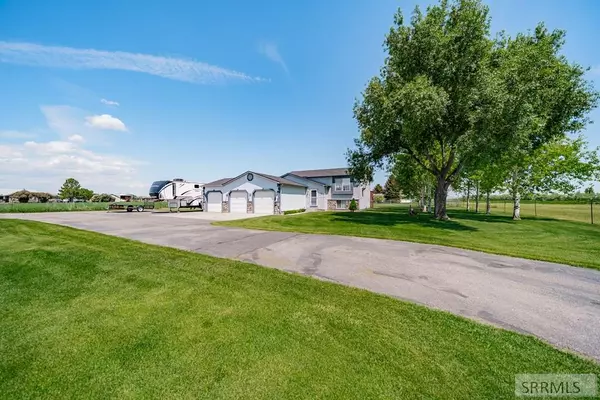 Lewisville, ID 83431,466 N 3500 E