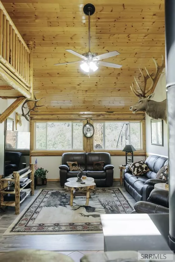 Gibbonsville, ID 83463,2862 N Hwy 93