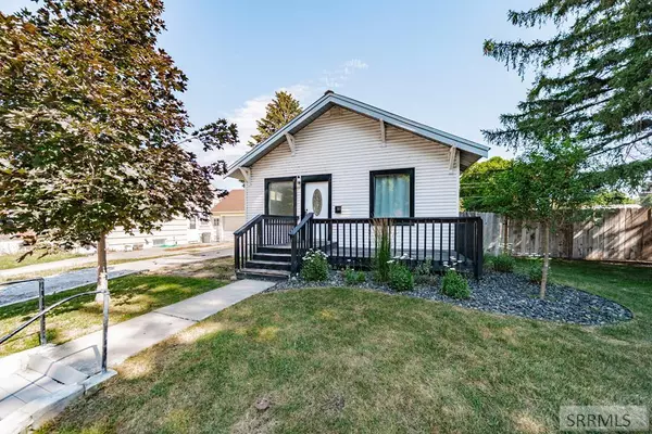 363 8th Street, Idaho Falls, ID 83401