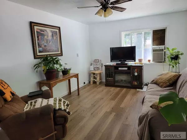 Idaho Falls, ID 83404,605 10th Street