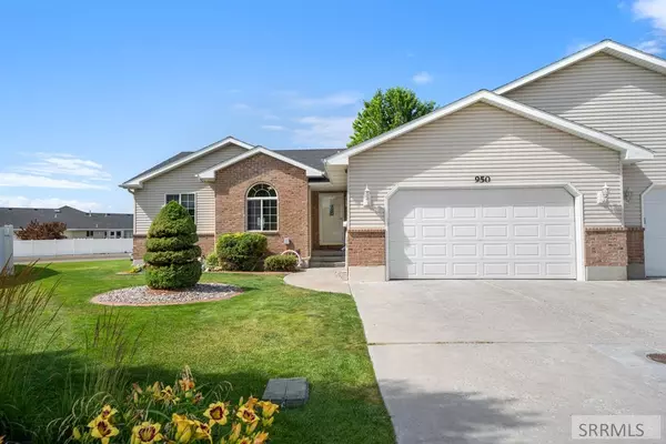 950 Clara Court, Ammon, ID 83406