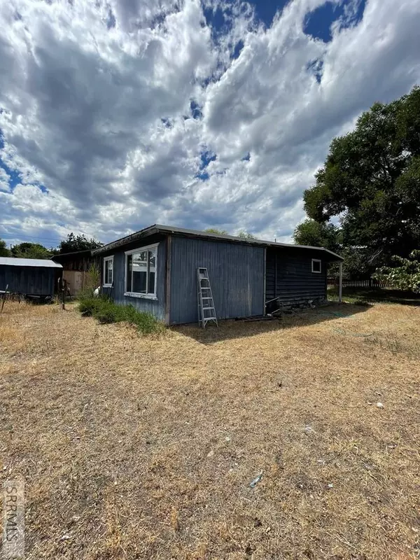 Salmon, ID 83467,309 Cobalt Street