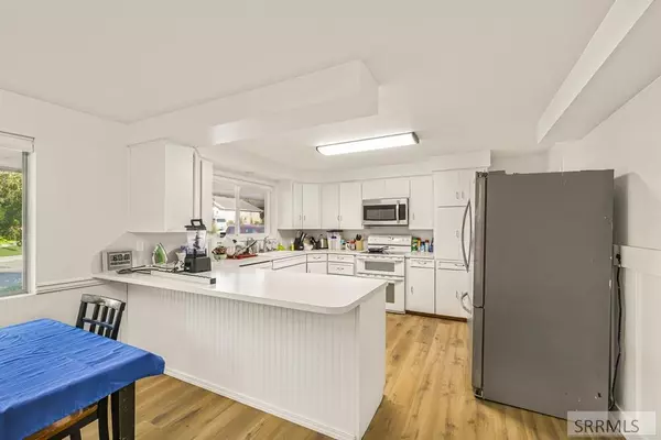 Rexburg, ID 83440,266 Mohawk Avenue