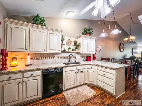 Idaho Falls, ID 83402,3074 Thayer Bridge Circle