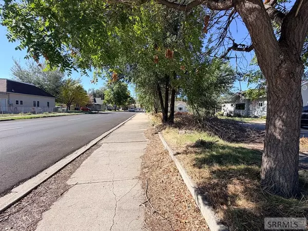 Pocatello, ID 83201,920 E Clark Street