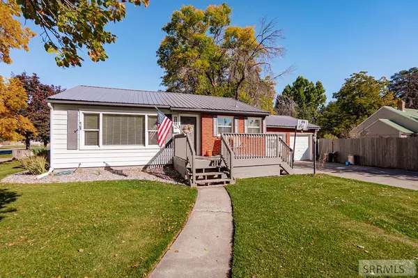 103 E 19th Street, Idaho Falls, ID 83404