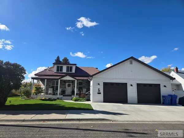 107 W 4th N, St Anthony, ID 83445
