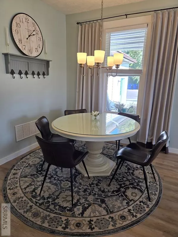 St Anthony, ID 83445,107 W 4th N