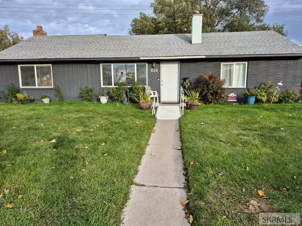 856 Hubbard,  Pocatello,  ID 83201